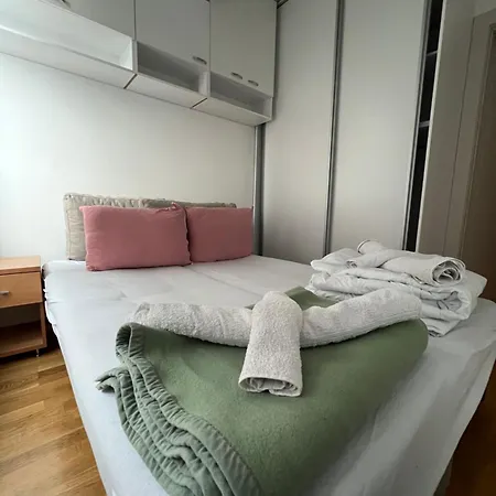Secret View Urban Garden Apartment Skopje Exterior photo